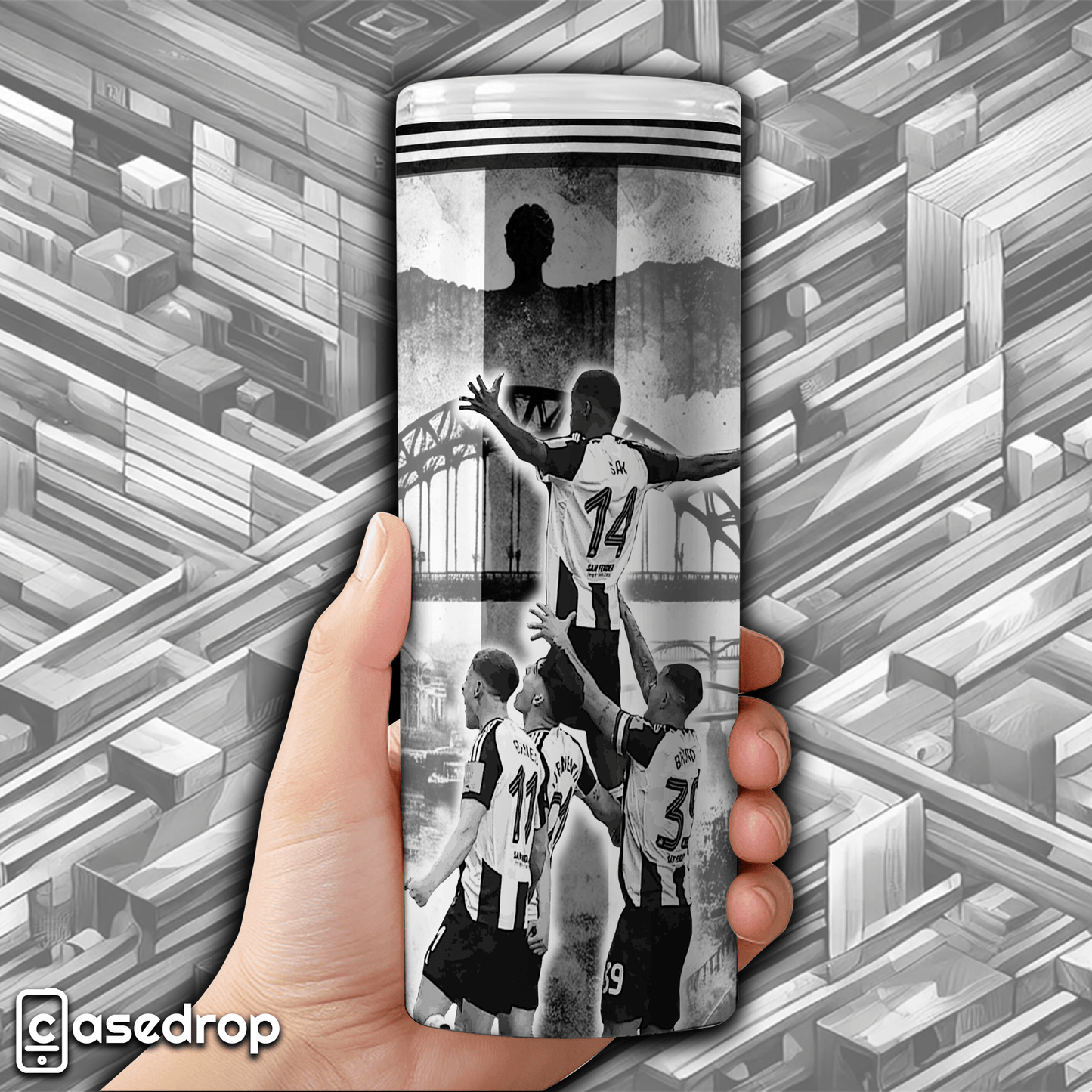 Black and white Newcastle football tumbler featuring Angel of the North and Tyne Bridge